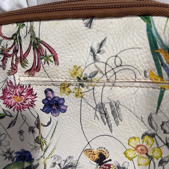 Multi Sac North South Zip Around Crossbody Bag Vienna/Hazelnut - Picture 8 of 9